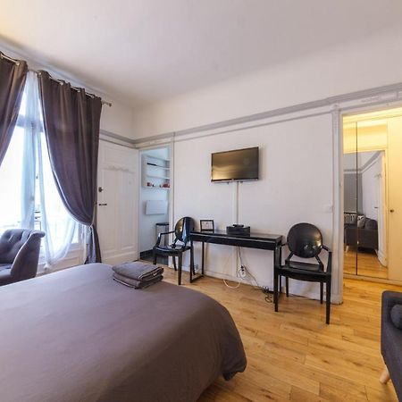 Апартаменты Private Studio - Avenue Des Champs-Elysees Париж Экстерьер фото