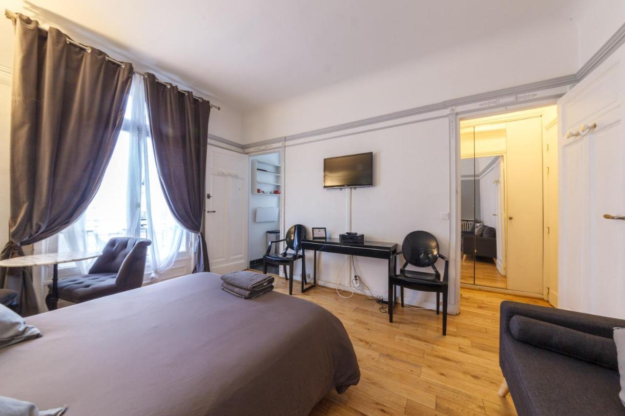 Апартаменты Private Studio - Avenue Des Champs-Elysees Париж Экстерьер фото